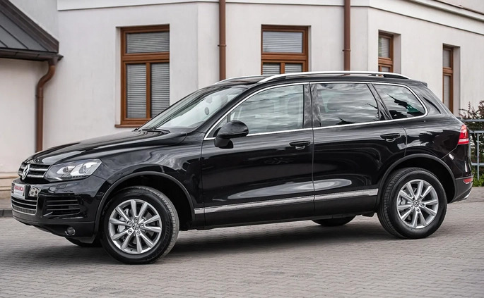 Volkswagen Touareg cena 59900 przebieg: 236800, rok produkcji 2010 z Oborniki Śląskie małe 436